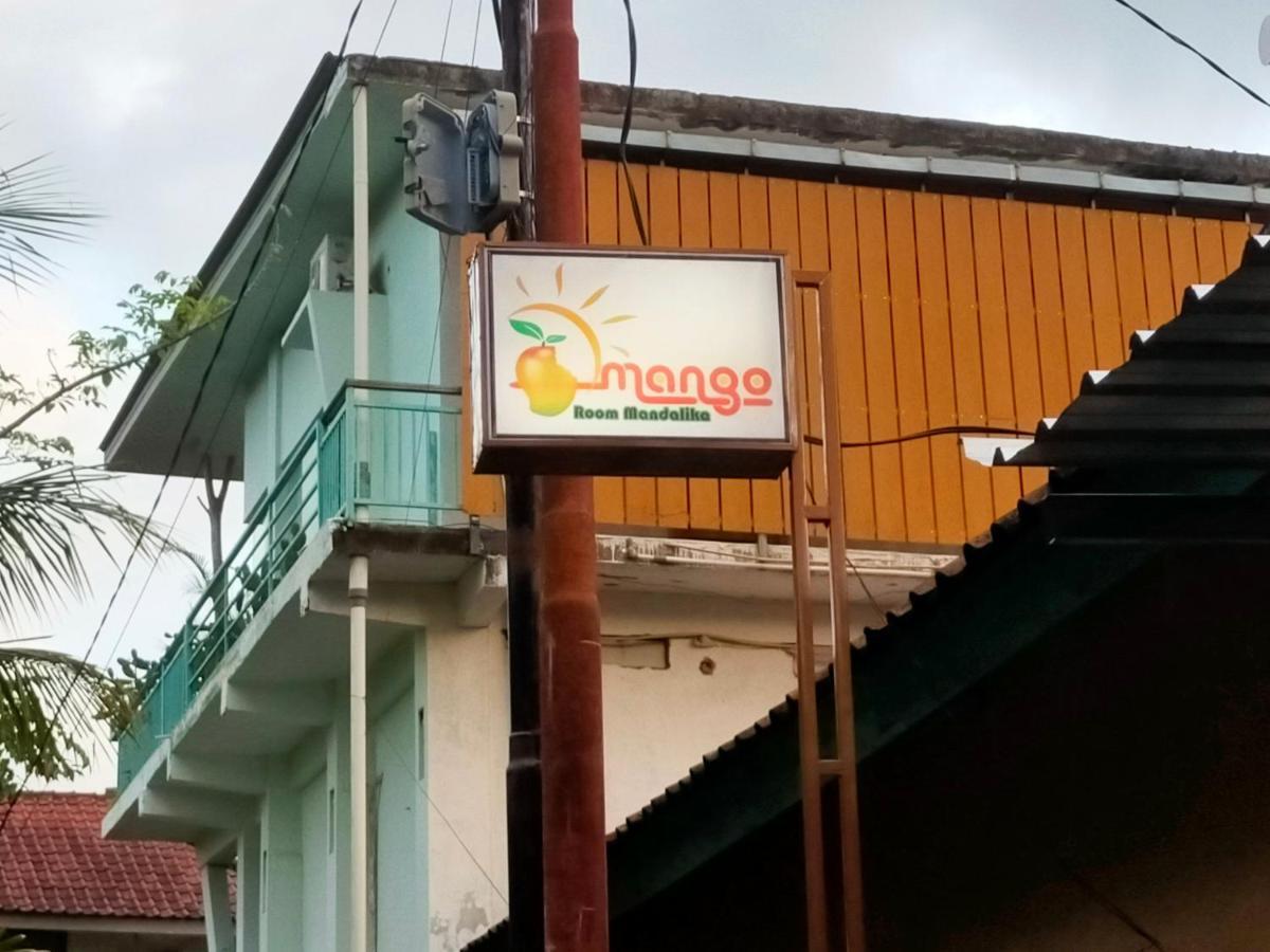 Mango Room Mandalika Kuta  Exterior photo
